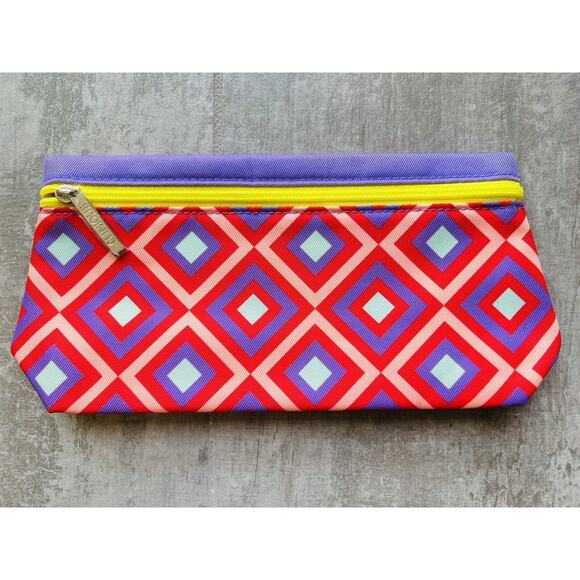 CLINIQUE Cosmetic Makeup Bag Purple Red Diamond Zipped Travel Organizer NEW - Picture 1 of 4